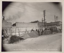 Black and white photograph of construction