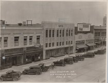 Black and white photograph of Kress store front