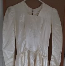 1941 satin wedding dress.