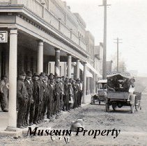 Postcard of Boulder men leaving for WWI, 1917.