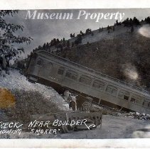 GNRR train wreck near Boulder showing smoker car.