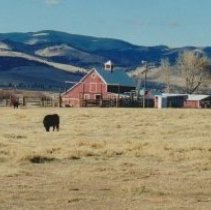 John Heide barn in the Boulder Valley.