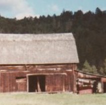 Irving Marks barn in Lump Gulch.