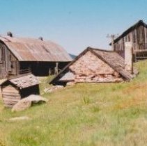 1943 Cerise barn in Elk Park.