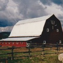 Johnson & Westover barn north of Clancy.