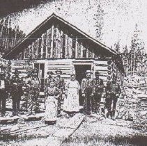 Cook house at Eva May Mine in 1906.