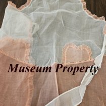 Medium pink and white apron