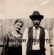 Amanda & Henry Saari