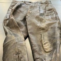 Motorcycle pants