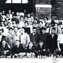 1915--Lyons Graduation