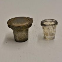 1983.28.29ab (13) Side By Side