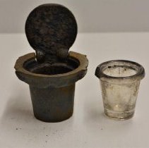 1983.28.46ab (8) Seperate