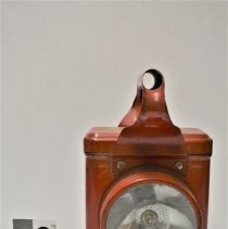 1999.16.1 (1)  Scale