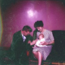 A2022_000_002_0082a_mother And Child