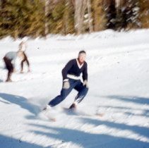 A2024_000_052_120_ski Jumper Landing (january 1949)