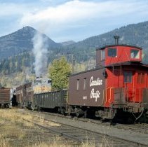A2021_018_019_cpr Train Delivering Granite Mtn. Chair Lift Seats, Rossland