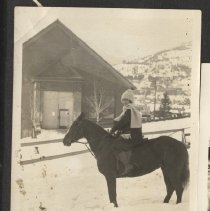 A2022_016_088_girl On Horse