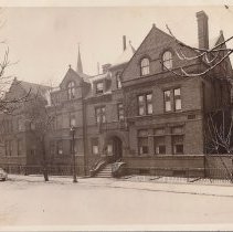 Men's Social Vernon St. Boston Mass