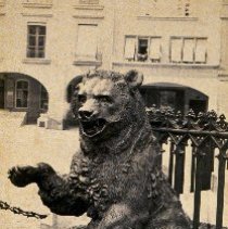 Berne L'ours, de la statue d'Eriach