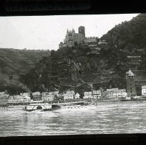 Castle above Village (with boat?) - St. Goarshaûsen. Katz Castle, Germany