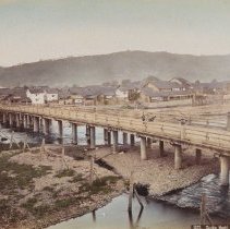 1327. Sanjio Hashi and Kamogawa Kioto
