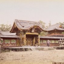 614. Temple Gate Sruba Tokio