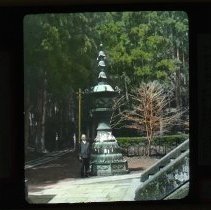 Lantern near Soninto