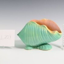 Jade Green Ming Tree Conch Shell Vase