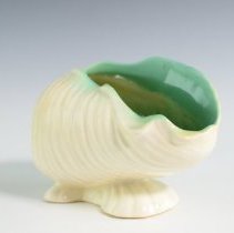 Temple White Ming Tree Conch Shell Vase
