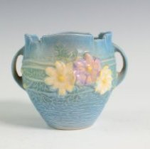 Cosmos Jardinière in Ice Blue with Floral Spray