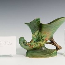 1989.16032 Roseville Bushberry-5