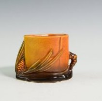 1999.56 Roseville Pinecone-2