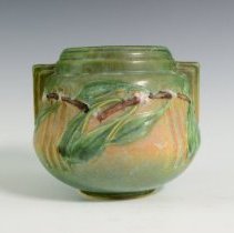 2007.1.216 Roseville Laurel-1