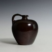 2007.13.3 Weller Dickensware Ii-4