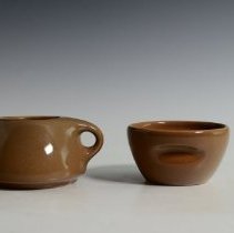 2010.59.2ab Iroquis Casual China-3