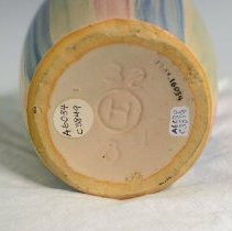 1983.16034 Hull Pottery Company-3