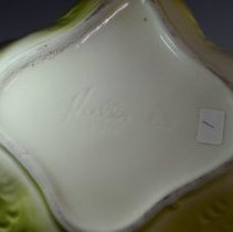 96.3 Hull Pottery Company-8