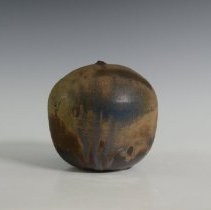 2019.010.003 Toshiko Takaezu-1