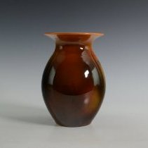 1952.10386 Rookwood Pottery Company Standard Glaze Vase With Flowers-3