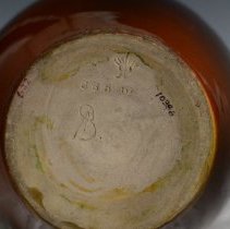 1952.10386 Rookwood Pottery Company Standard Glaze Vase With Flowers-5