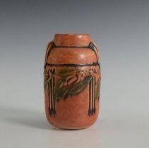 2007.1.221 Roseville Laurel-3