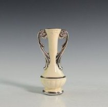 2006.52.1 Chic Pottery Compnay-1