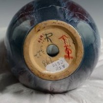 1954.10511 Roseville Pottery Company-5