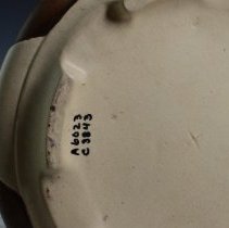 1983.16023 Roseville Pottery Company-5