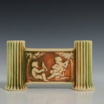 2003.98 Roseville Pottery Company-1