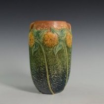 2007.1.348 Roseville Pottery Company-1