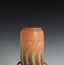 2007.1.428 Roseville Pottery Company-1