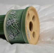 2007.1.529 Roseville Pottery Company-3