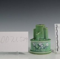 2007.1.529 Roseville Pottery Company-5