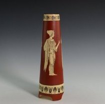 1954.10504 Roseville Pottery Company-3